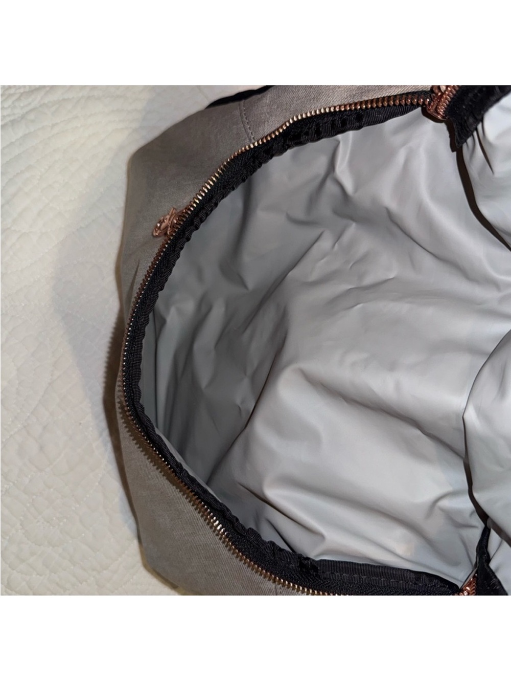 Petunia Pickle Bottom Diaper Bag Backpack Black Rose Gold Convertible Baby Bag - Picture 9 of 10